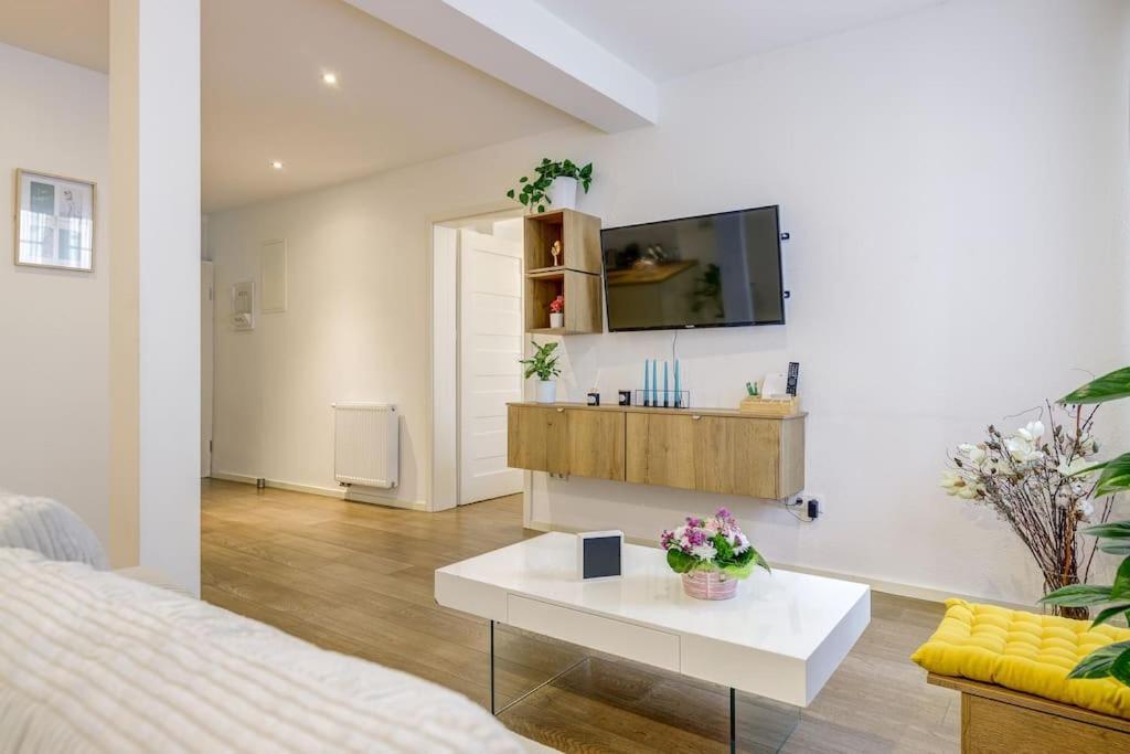 Schoene Wohnung In Beliebte Stadtteil Von Mainz Exterior photo